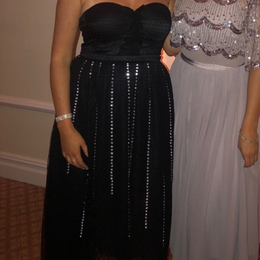 BEBE STRAPLESS BLACK/SILVER DRESS - Picture 8 of 16